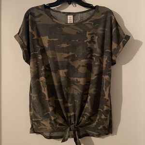 Camo Tie Front Top NWT